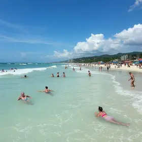 praia de Salvador adequada para banho