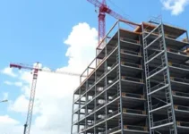 dono de construtora com contratos na gestão pública